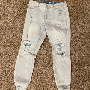 NWT Old Navy Rockstar Super Skinny Jean